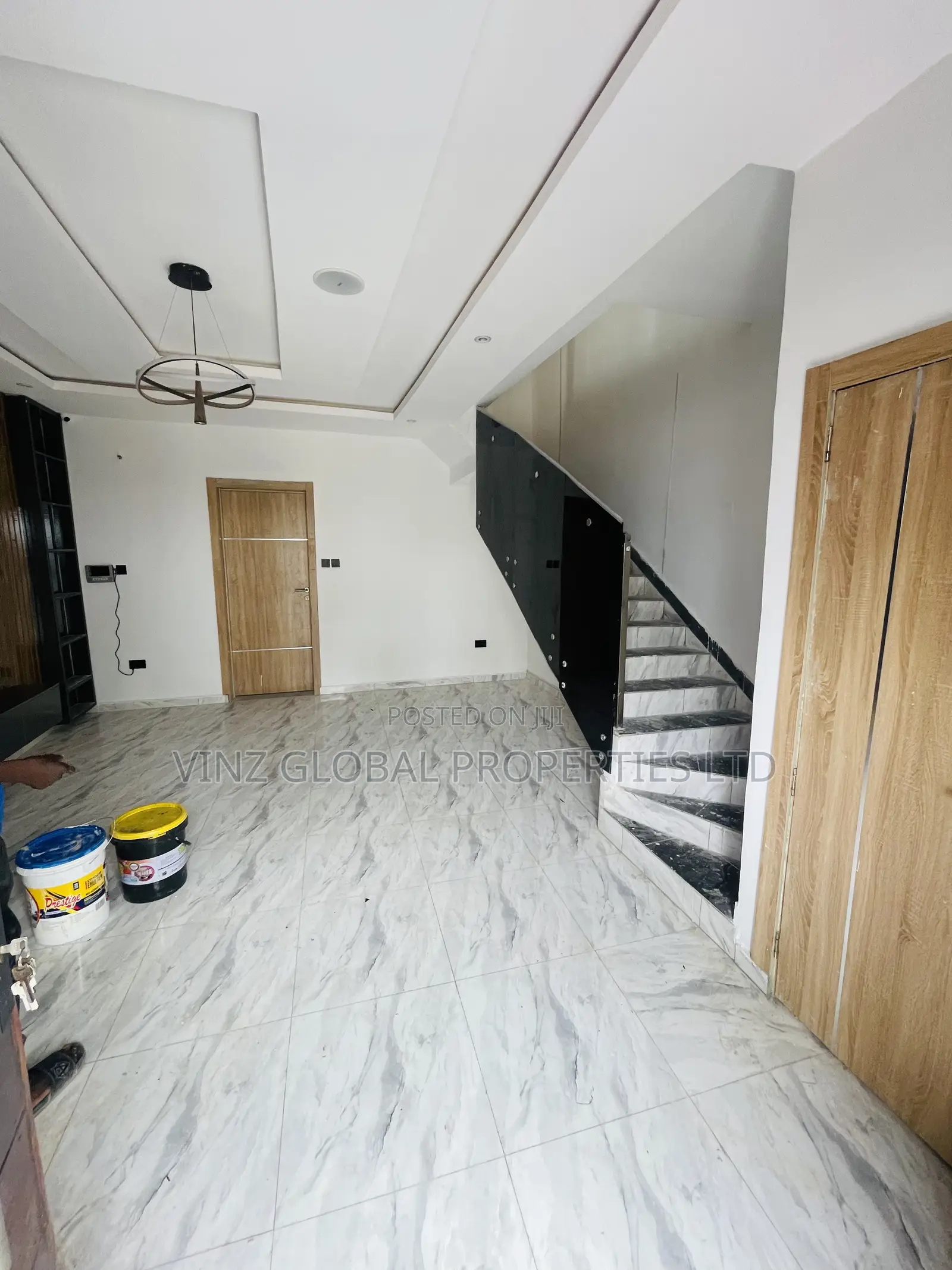 3bdrm Duplex in Lekki for sale