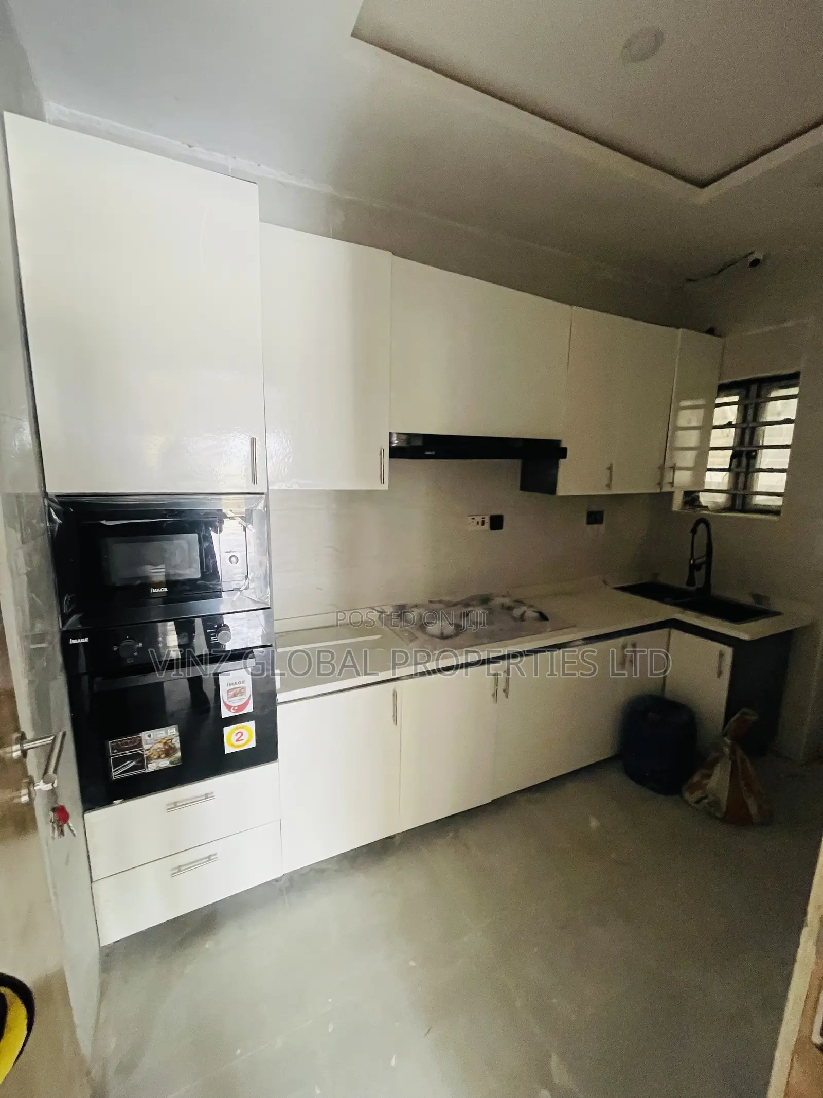 3bdrm Duplex in Lekki for sale