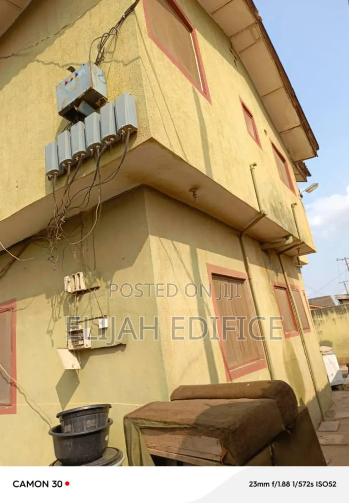 12bdrm Block of Flats in New Oko Oba, Egbeda / Egbeda for sale
