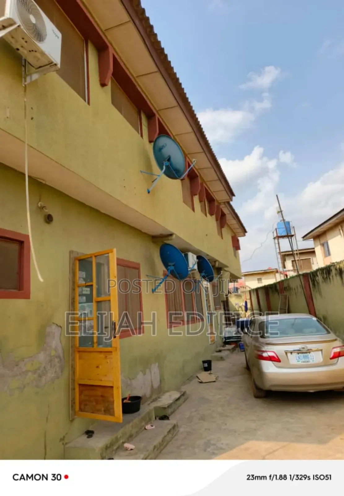 12bdrm Block of Flats in New Oko Oba, Egbeda / Egbeda for sale