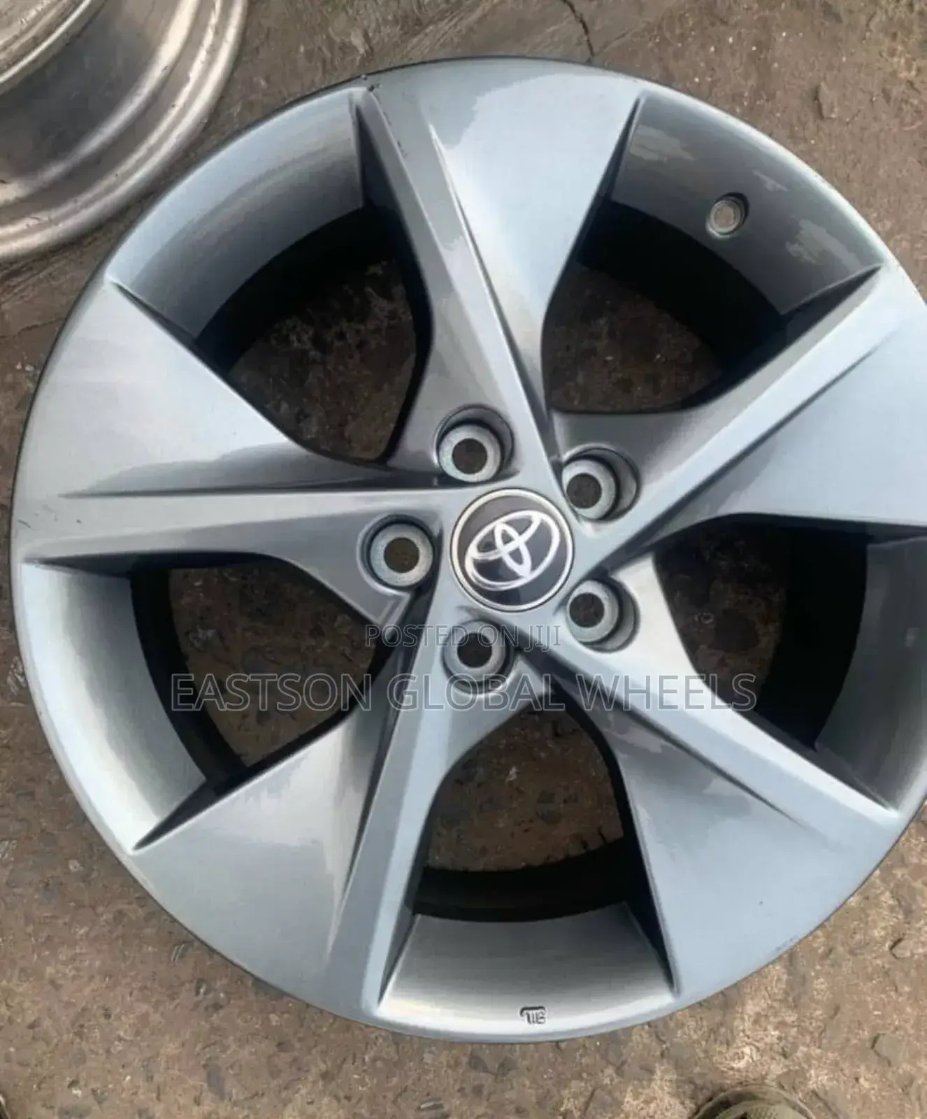 18" Inch Rim 2013 2014 Camry Oem Pencil Color