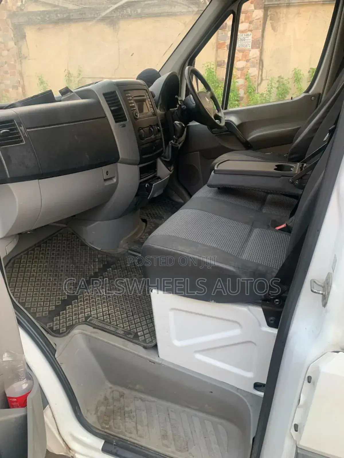 Mercedes-Benz Sprinter 2013 White