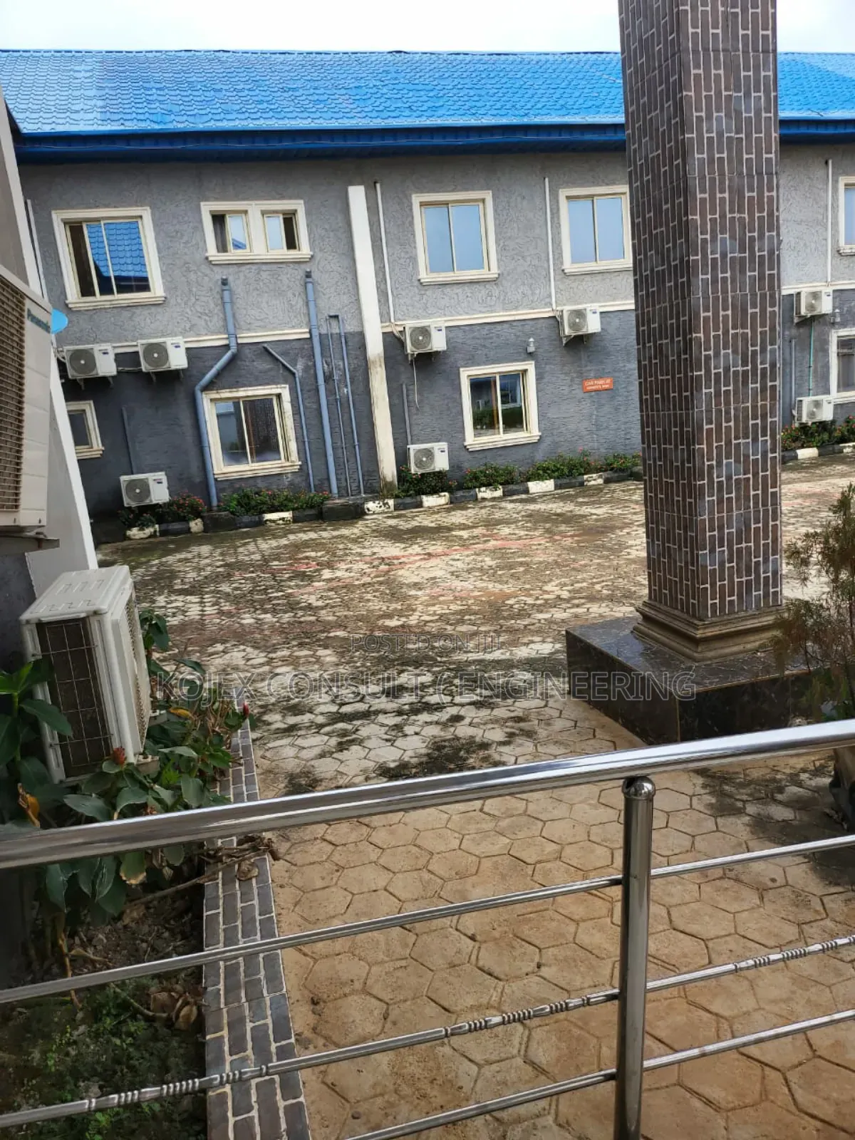 Hot Sales of 50 Rooms Hotel on 11⁄2 Acre Plus(+) of Land