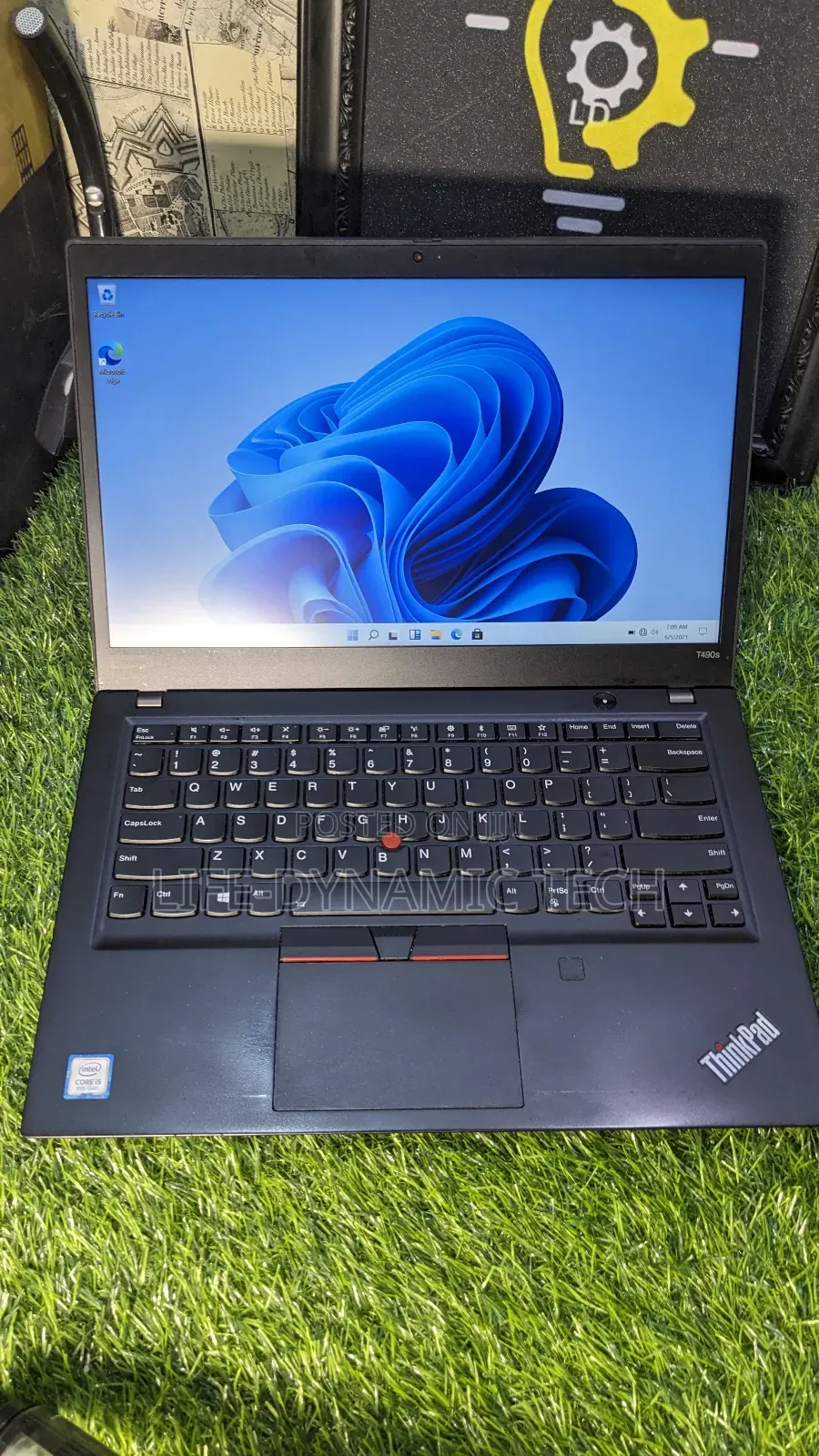 Laptop Lenovo Thinkpad T490s 8GB Intel Core I5 SSD 256GB