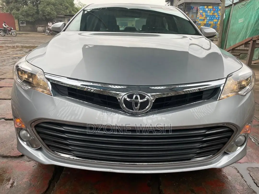 Toyota Avalon 2013 Silver