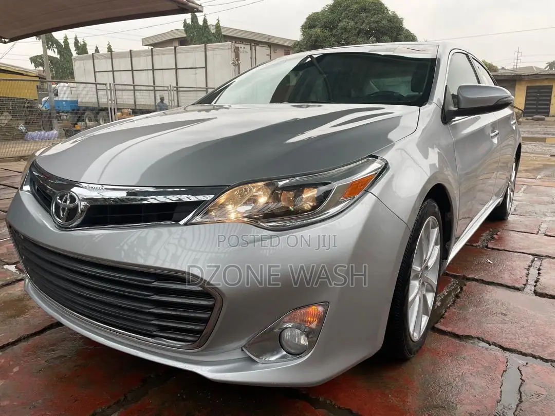 Toyota Avalon 2013 Silver