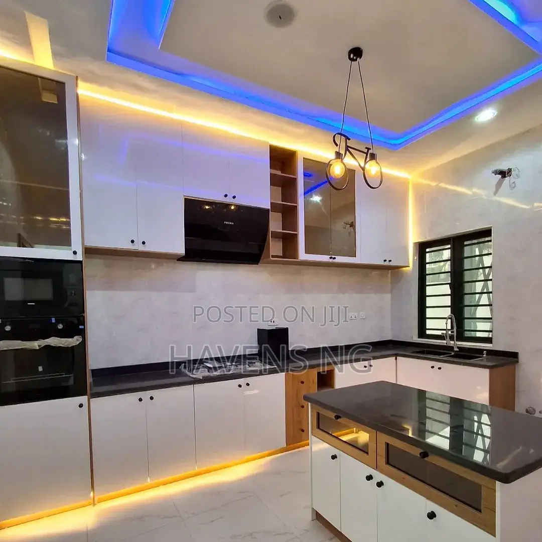 4bdrm Duplex in Sangotedo for sale
