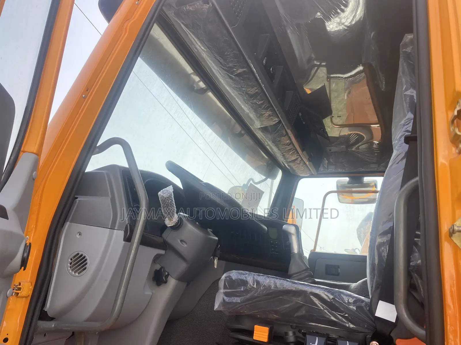 Howo 371 Dump Truck , 10 Tires