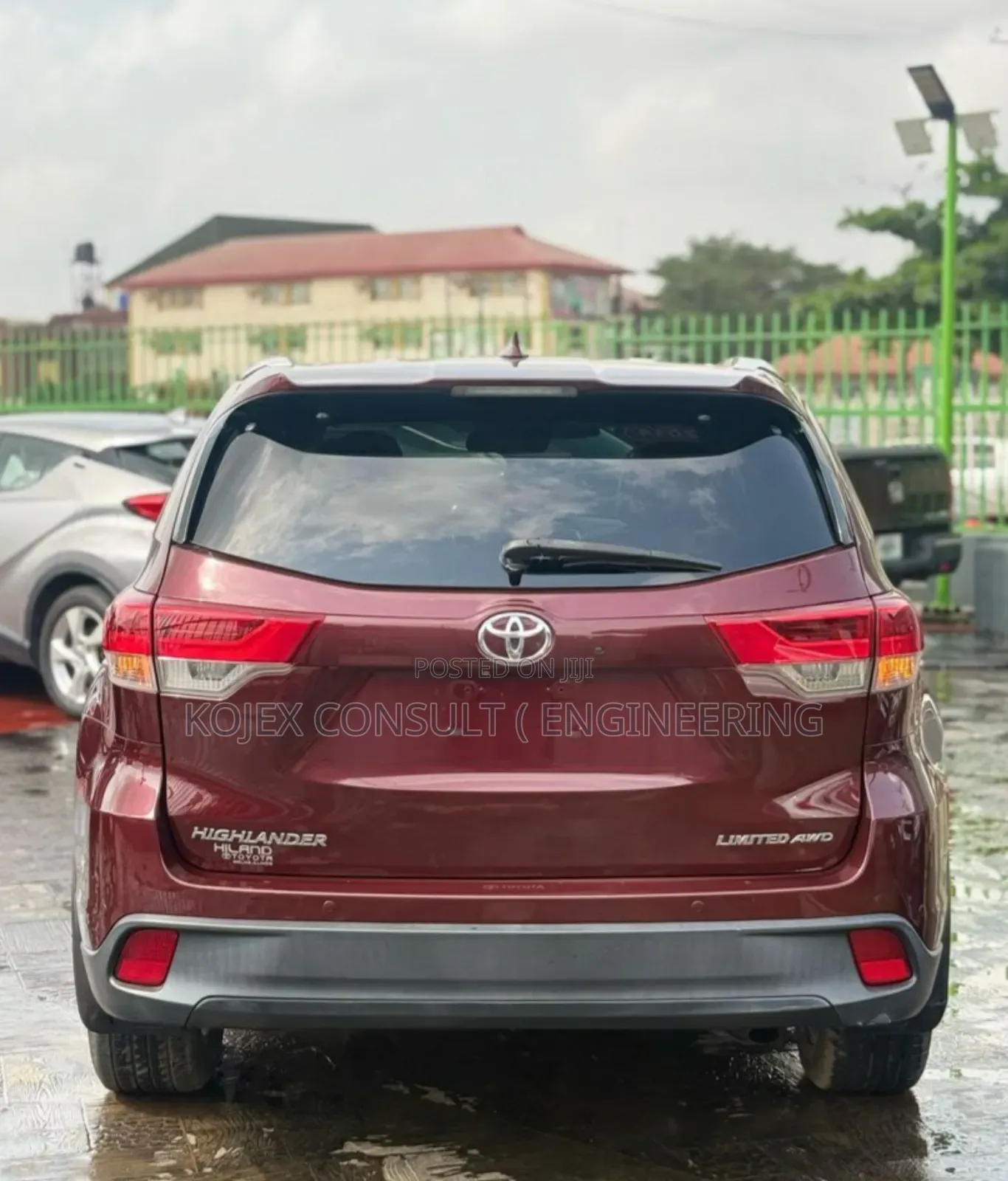 Toyota Highlander Limited 4dr SUV AWD (3.5L 6cyl 6A) 2014 Red