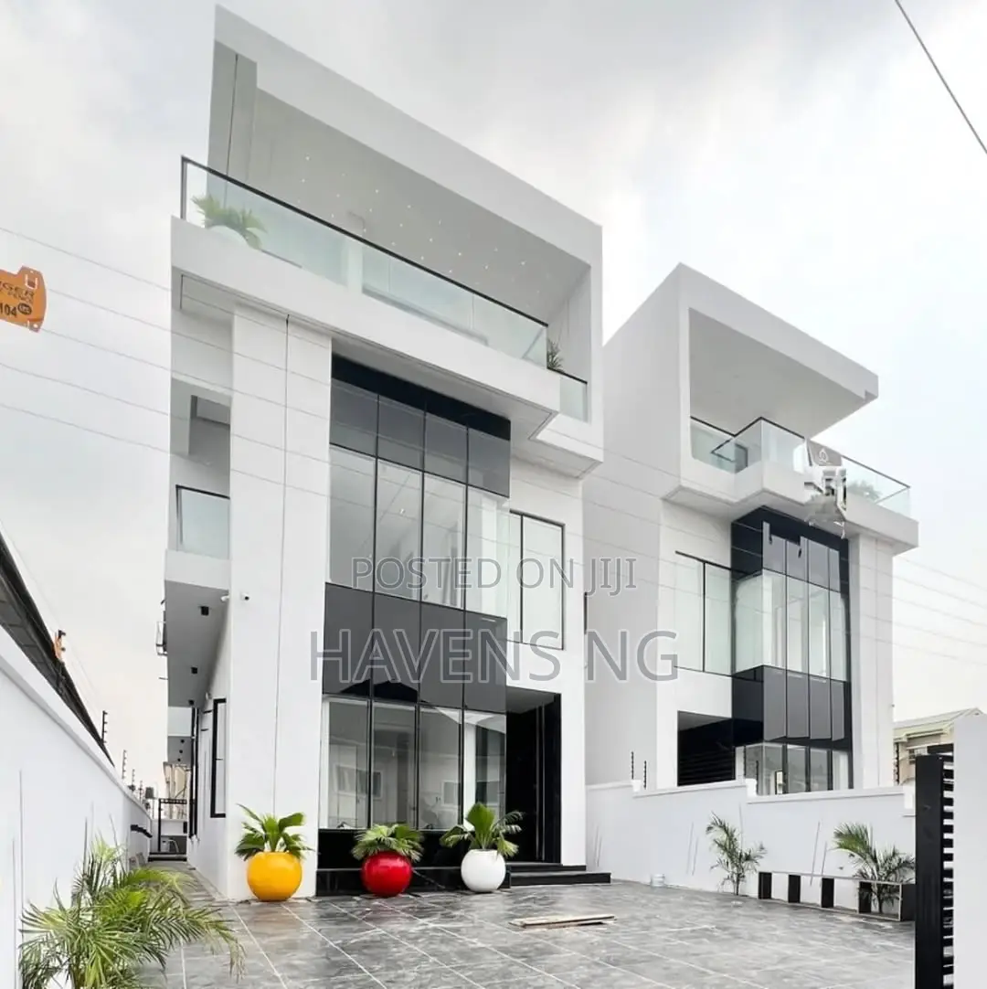 5bdrm Duplex in Idado for sale