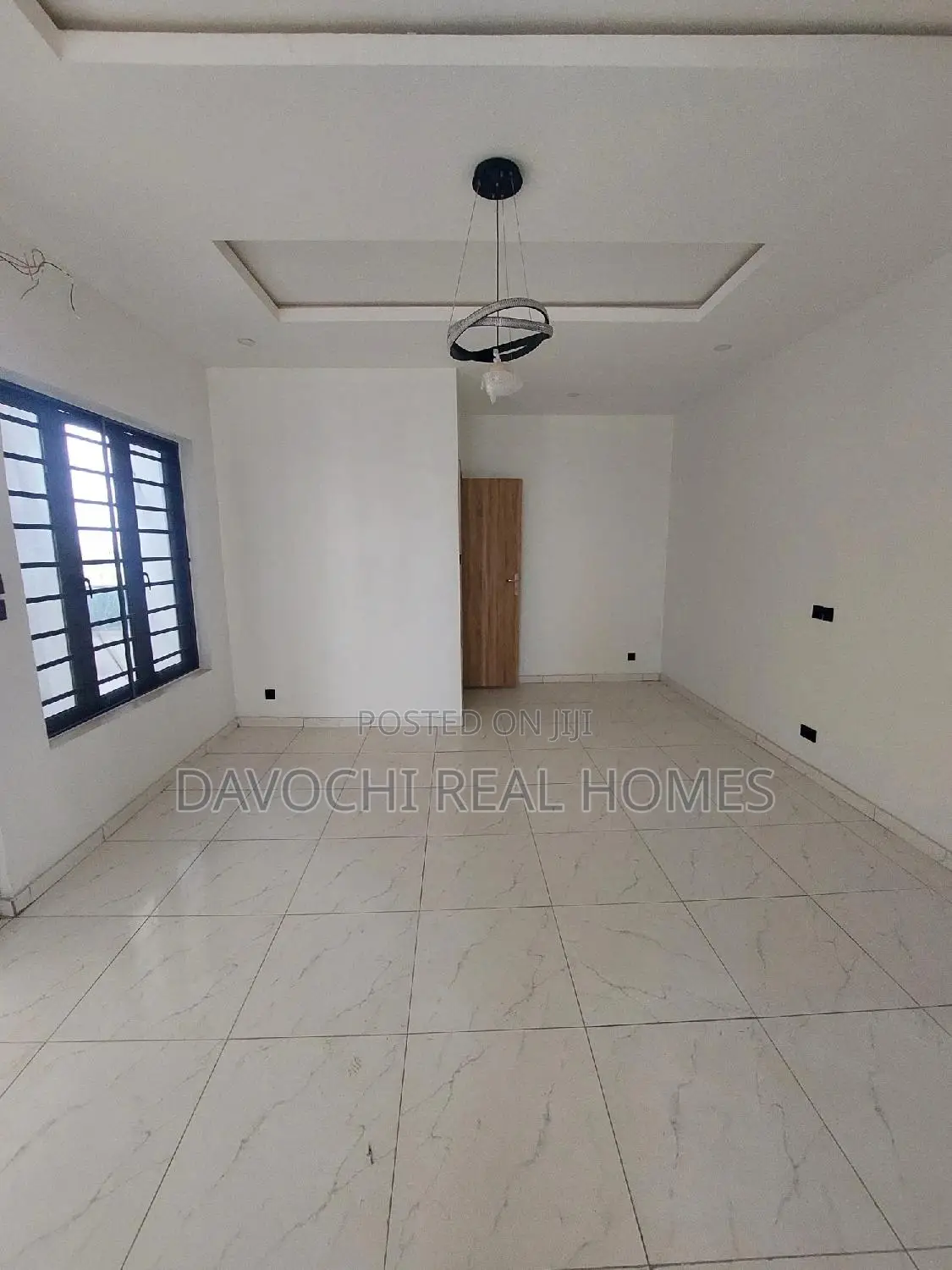 2bdrm Apartment in Ikota Estate, Lekki for sale