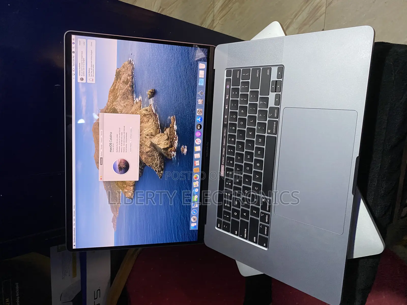 Laptop Apple MacBook Pro 2019 64GB Intel Core I9 SSD 512GB