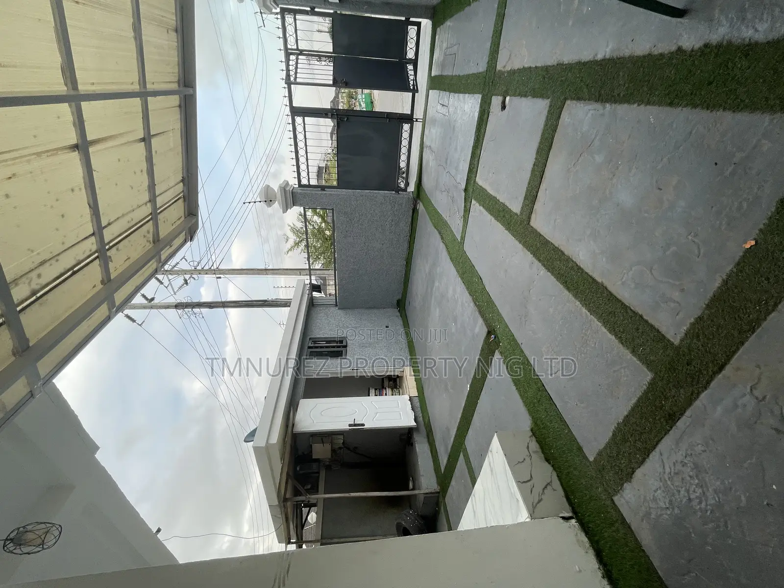 4bdrm Duplex in Chevy View, Chevron for rent