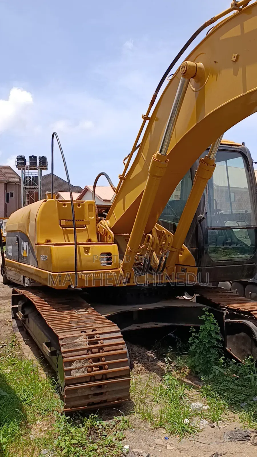 Clean First Grade Caterpillar Excavator 320c