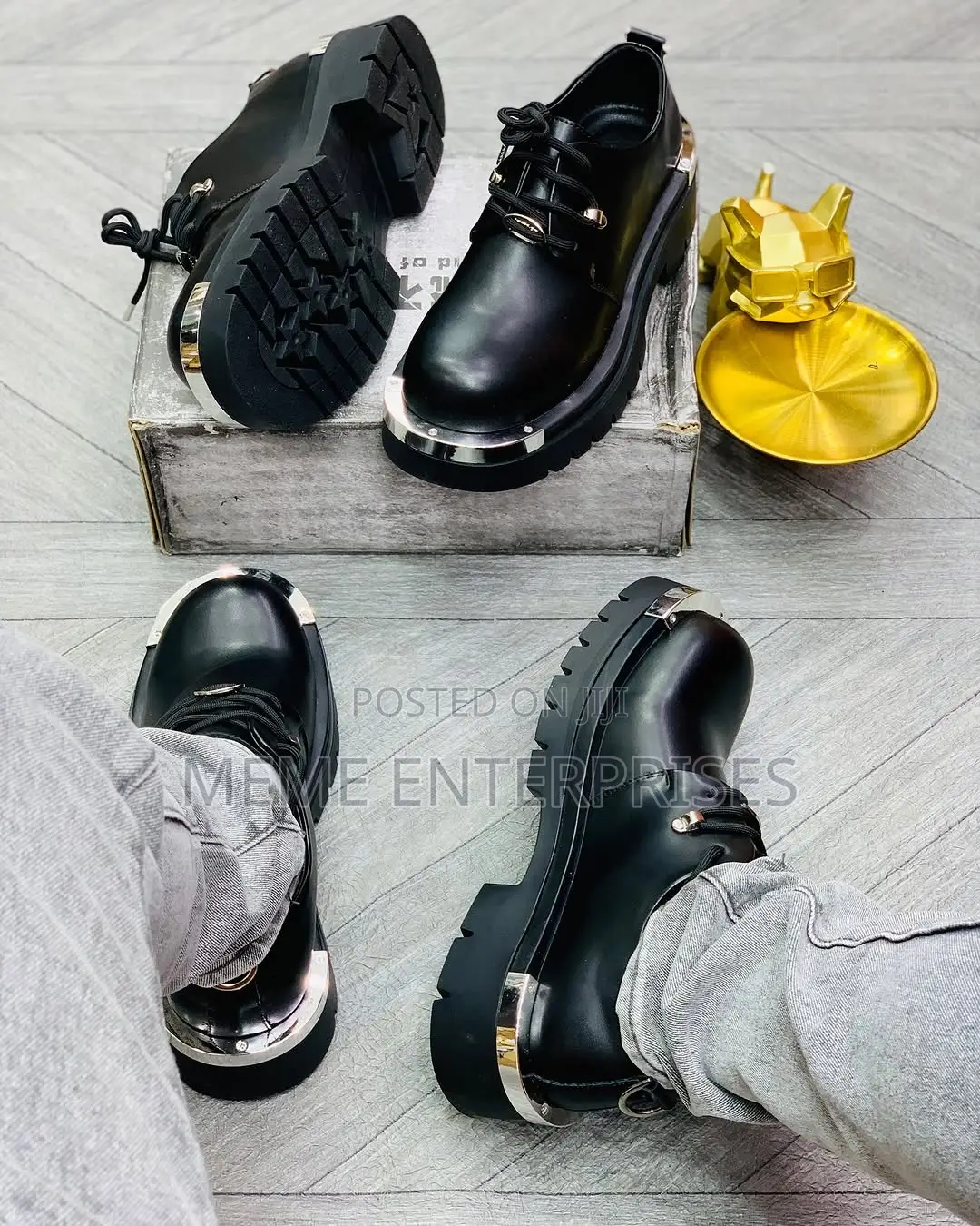 Quality Balenciaga Shoe.
