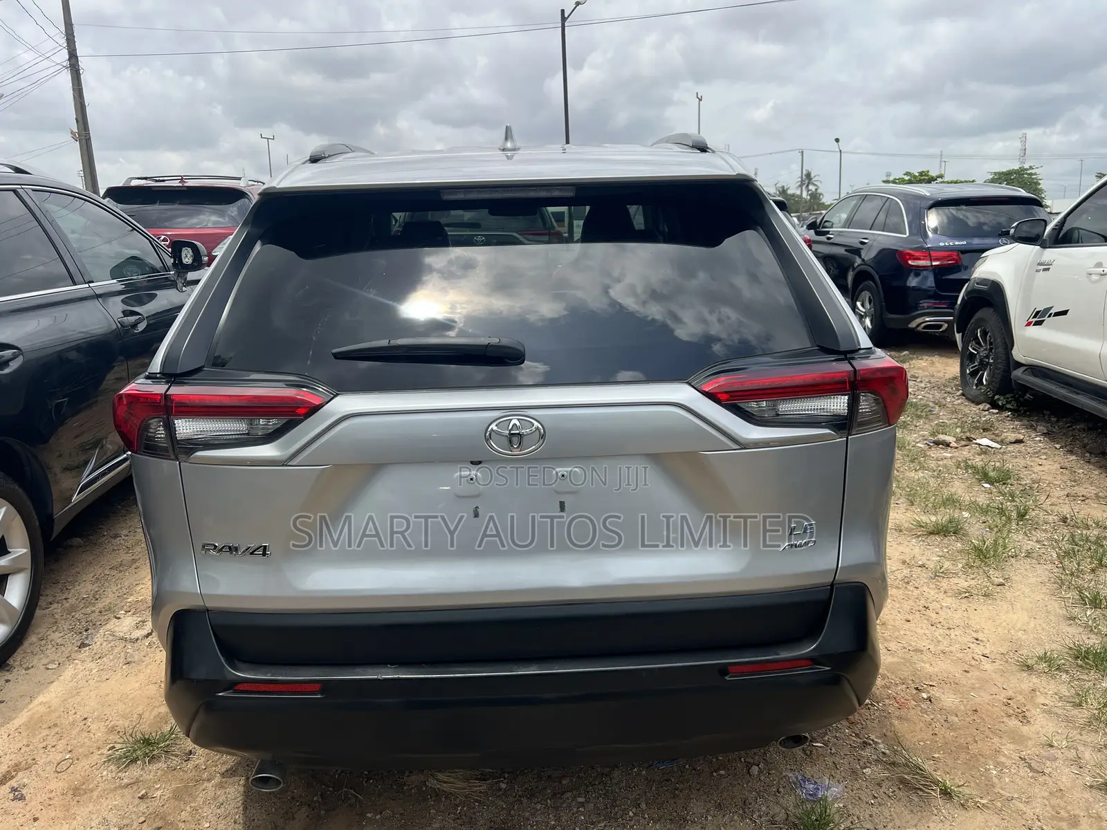 Toyota RAV4 LE AWD 2020 Silver