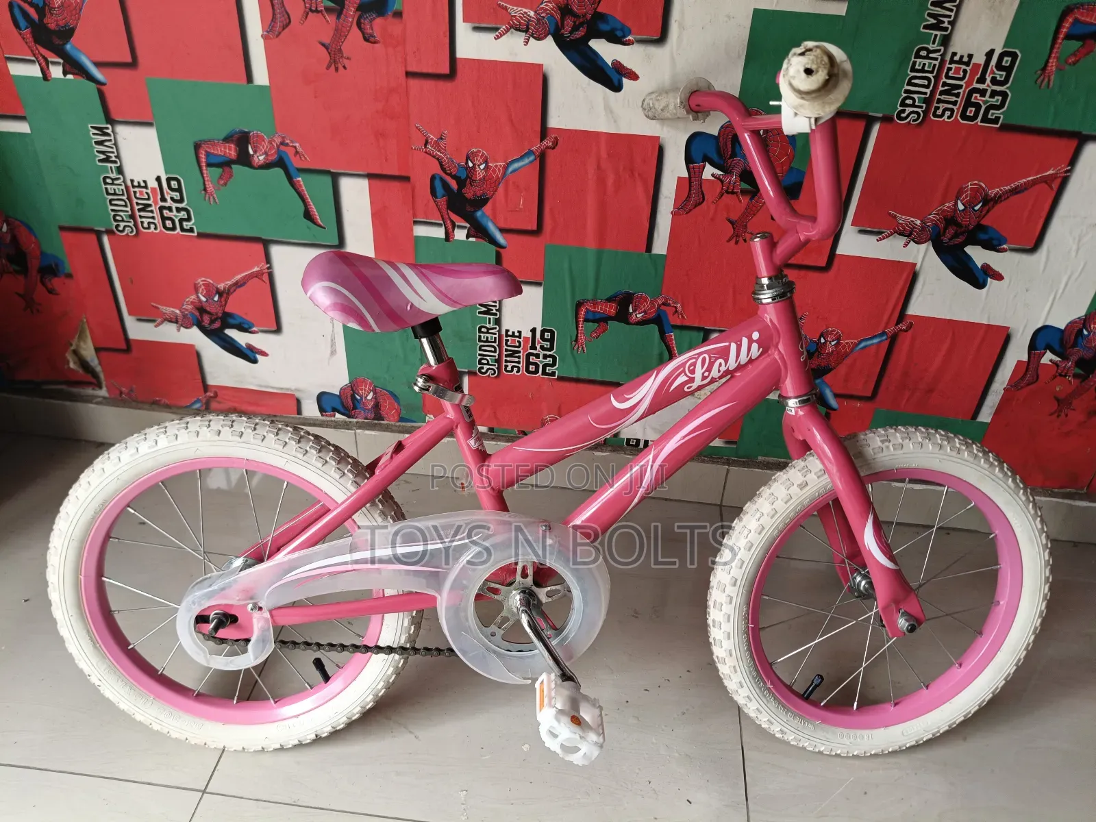 Size 16 Children's Bicycle Very Clean Tokunbo Lolli