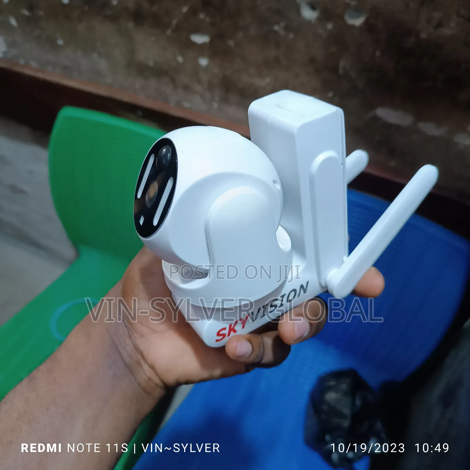 Small Size Solar Powered CCTV Camera With Two Way Audio