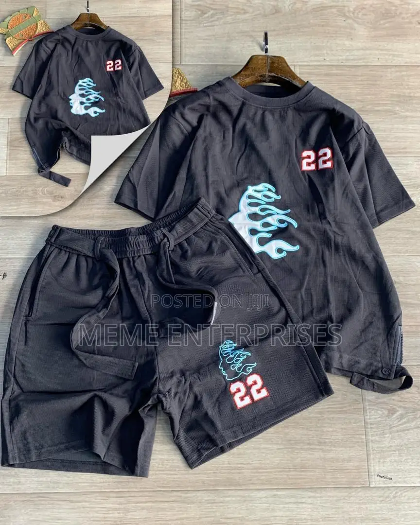 T-Shirt Short