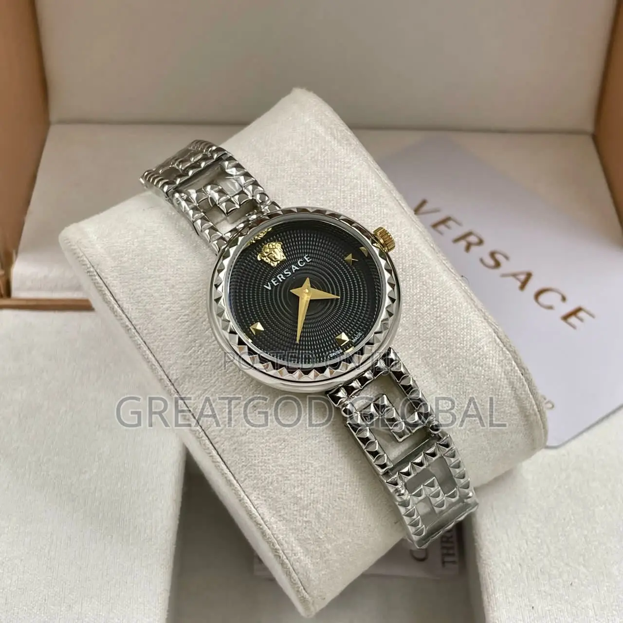Luxury Versace Swiss Made Wristwatch Ladies Silver
