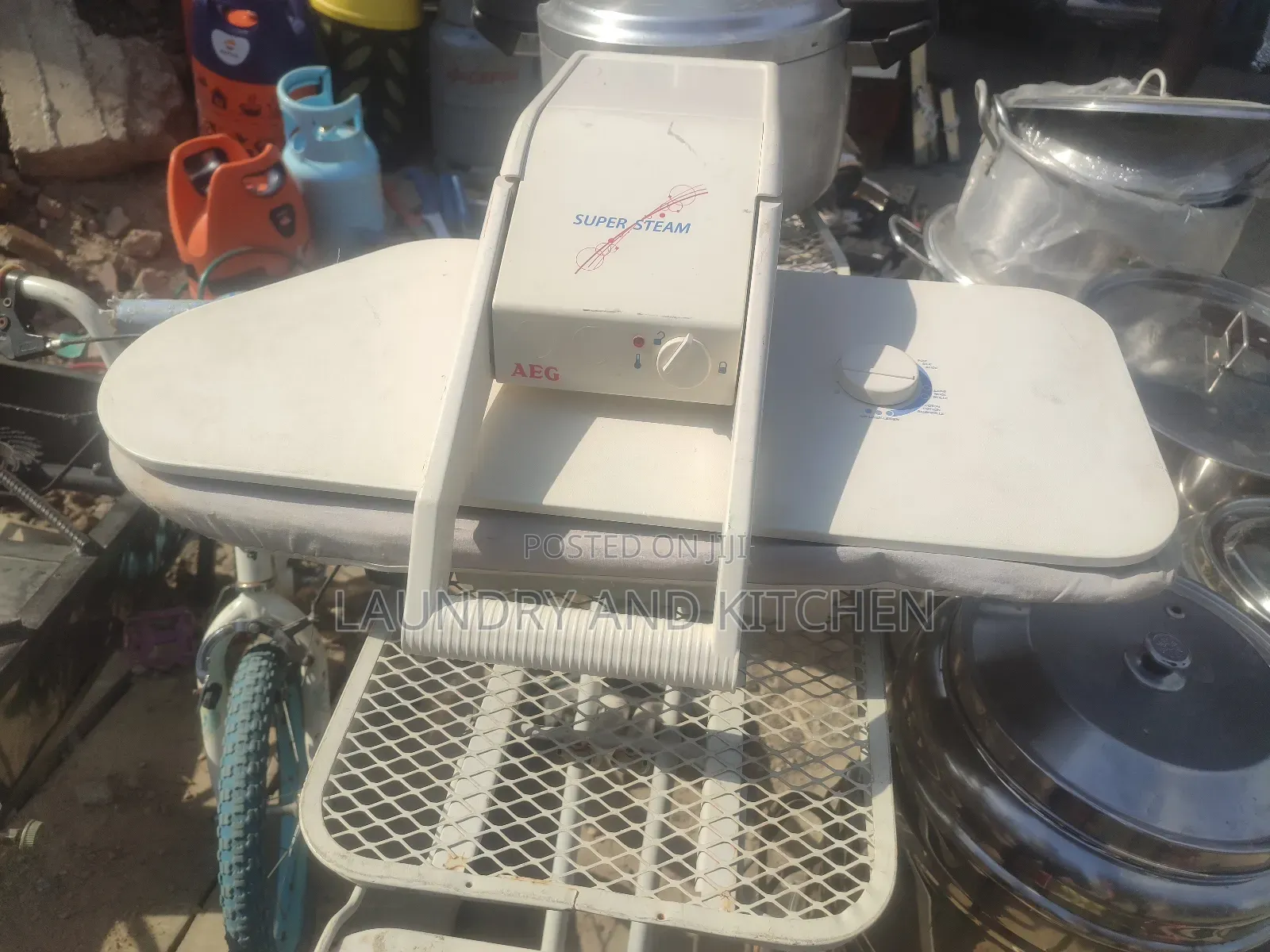 Aeg Steam Off Man for Stoning Clothes