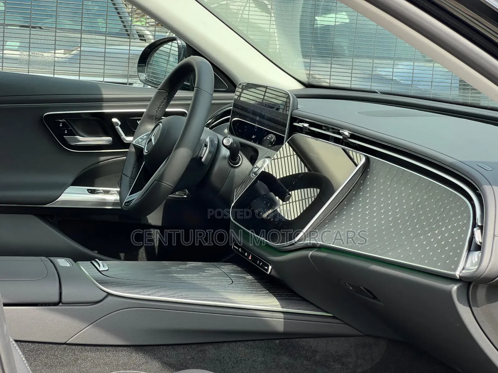 New Mercedes-Benz E350 2024 Black