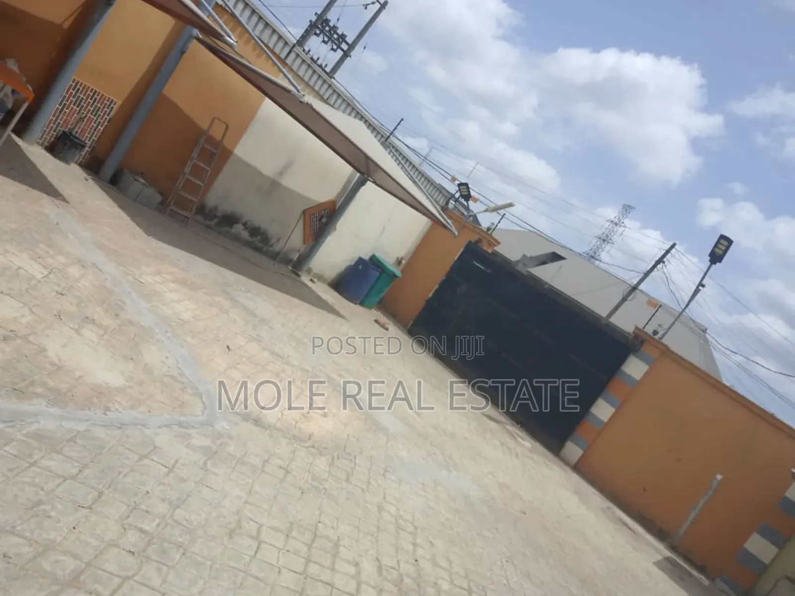 Great Roi Solid Duple/Flats Somolu Lagos