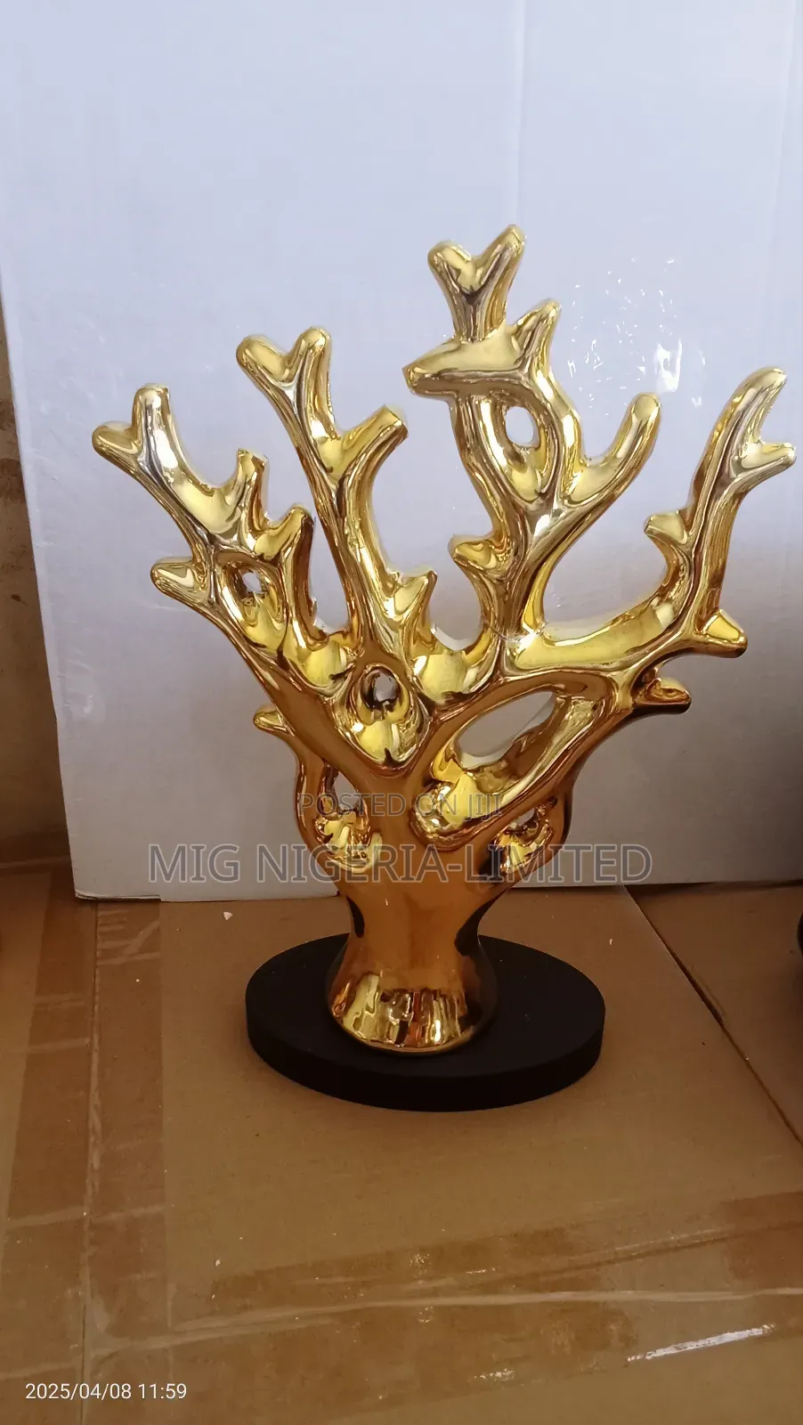 Centre Piece Figurine Statue Home Shelves Decor
