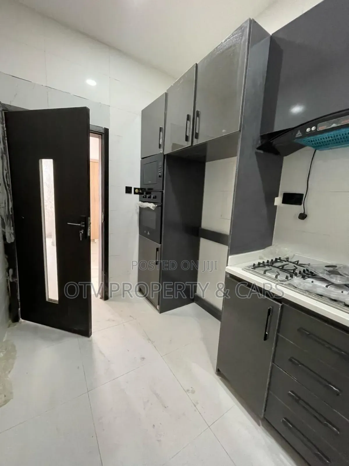 Furnished 2bdrm Apartment in Ikate for sale