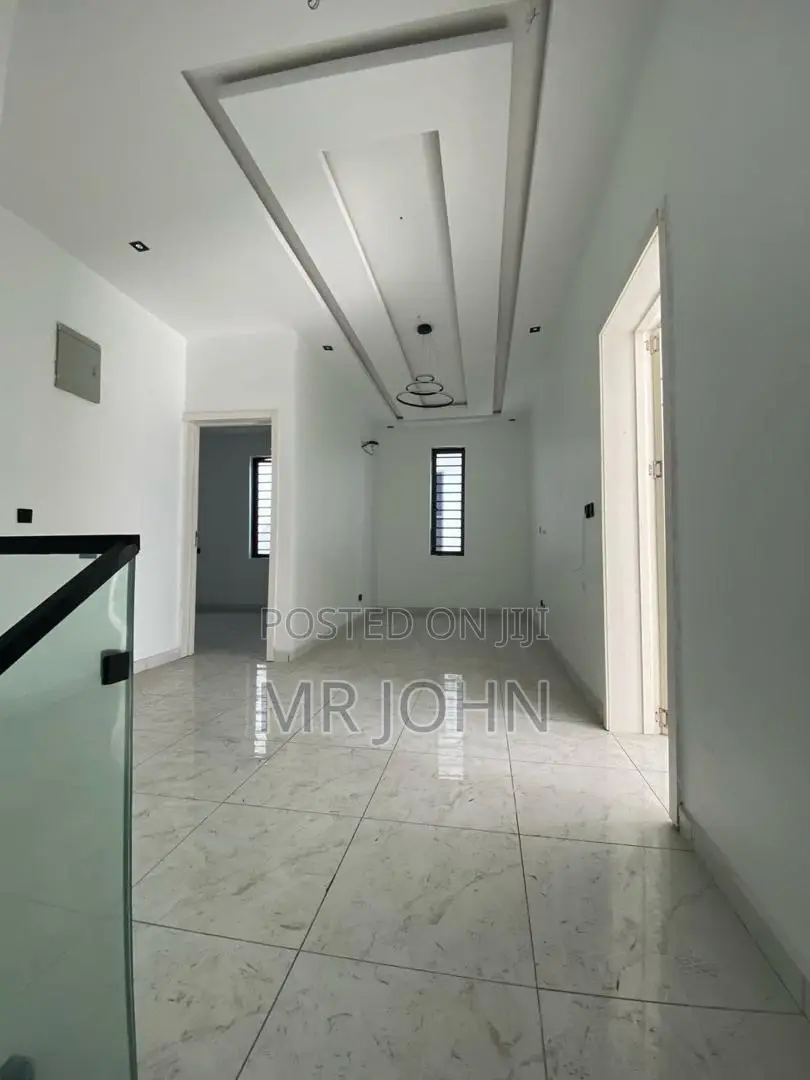 4bdrm House in Lekki for sale