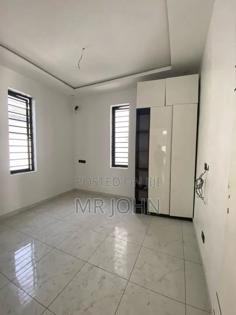 4bdrm House in Lekki for sale