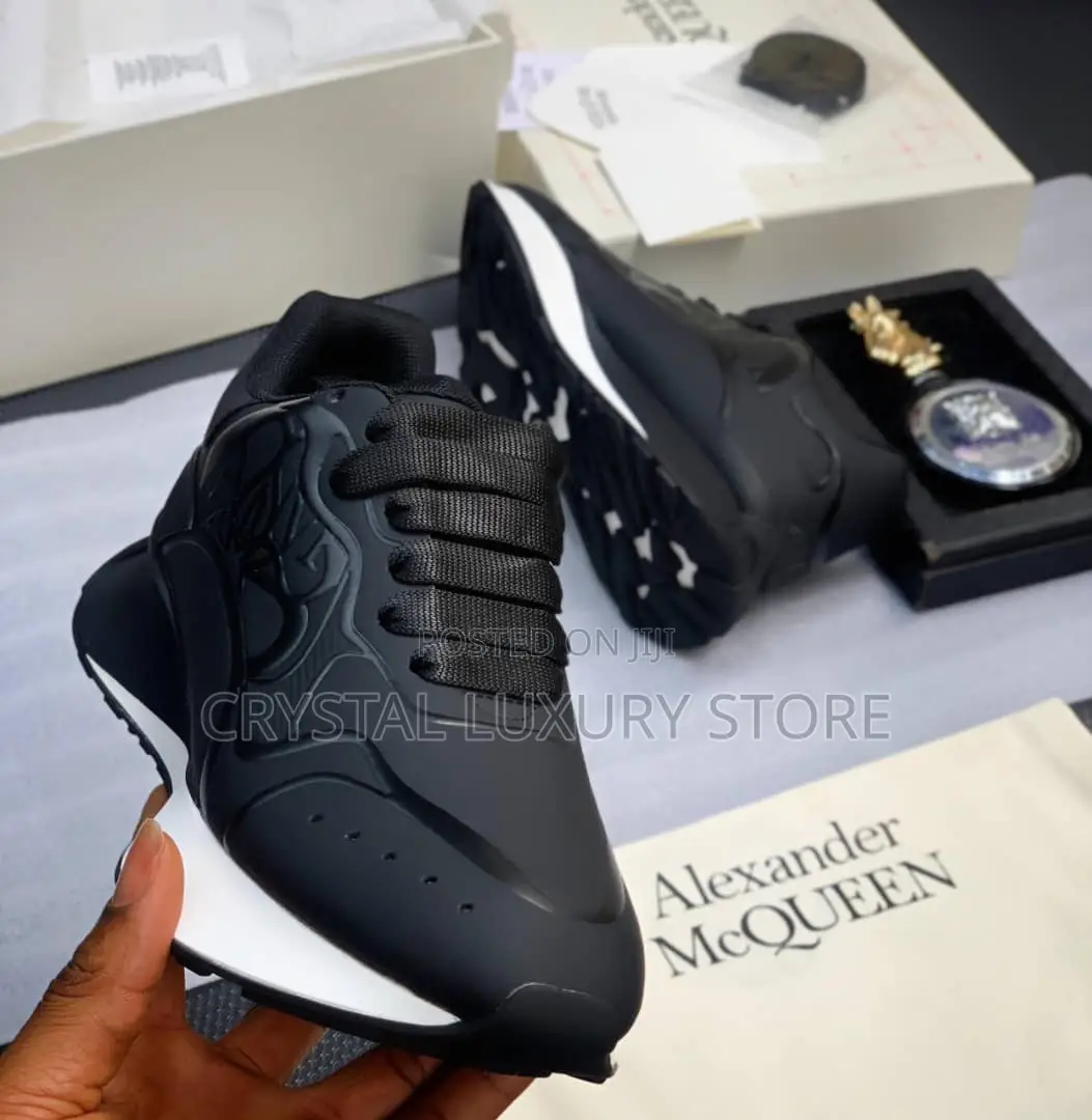 Alexander McQueen Quality Luxury Men Sneakers