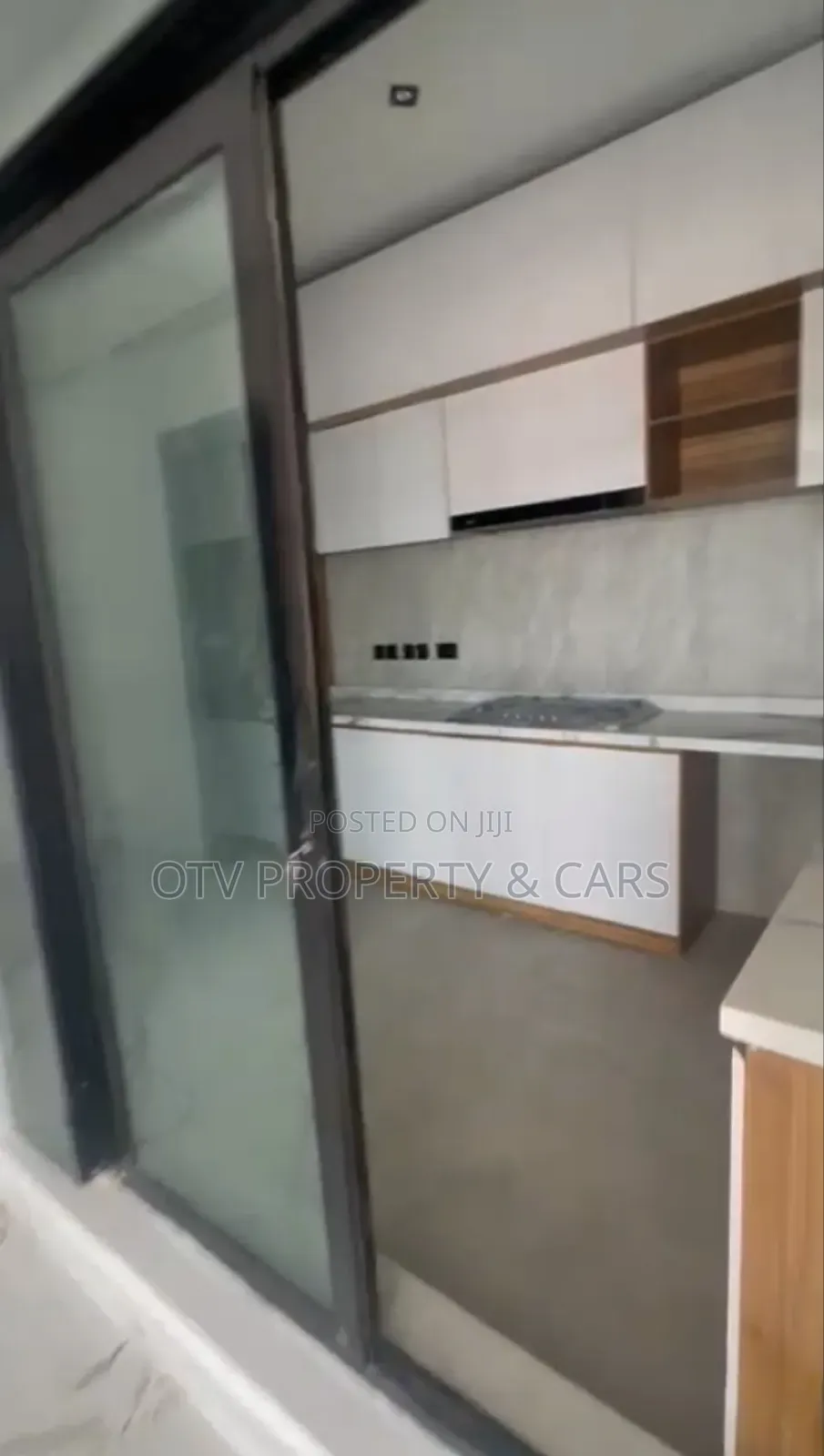 Furnished 2bdrm Apartment in Lekki for sale