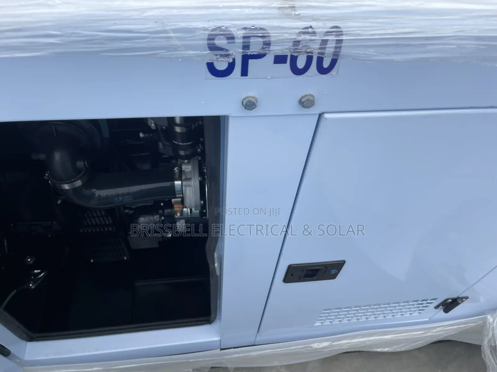 Superb England Perkins Soundproof Diesel Generator 60kva