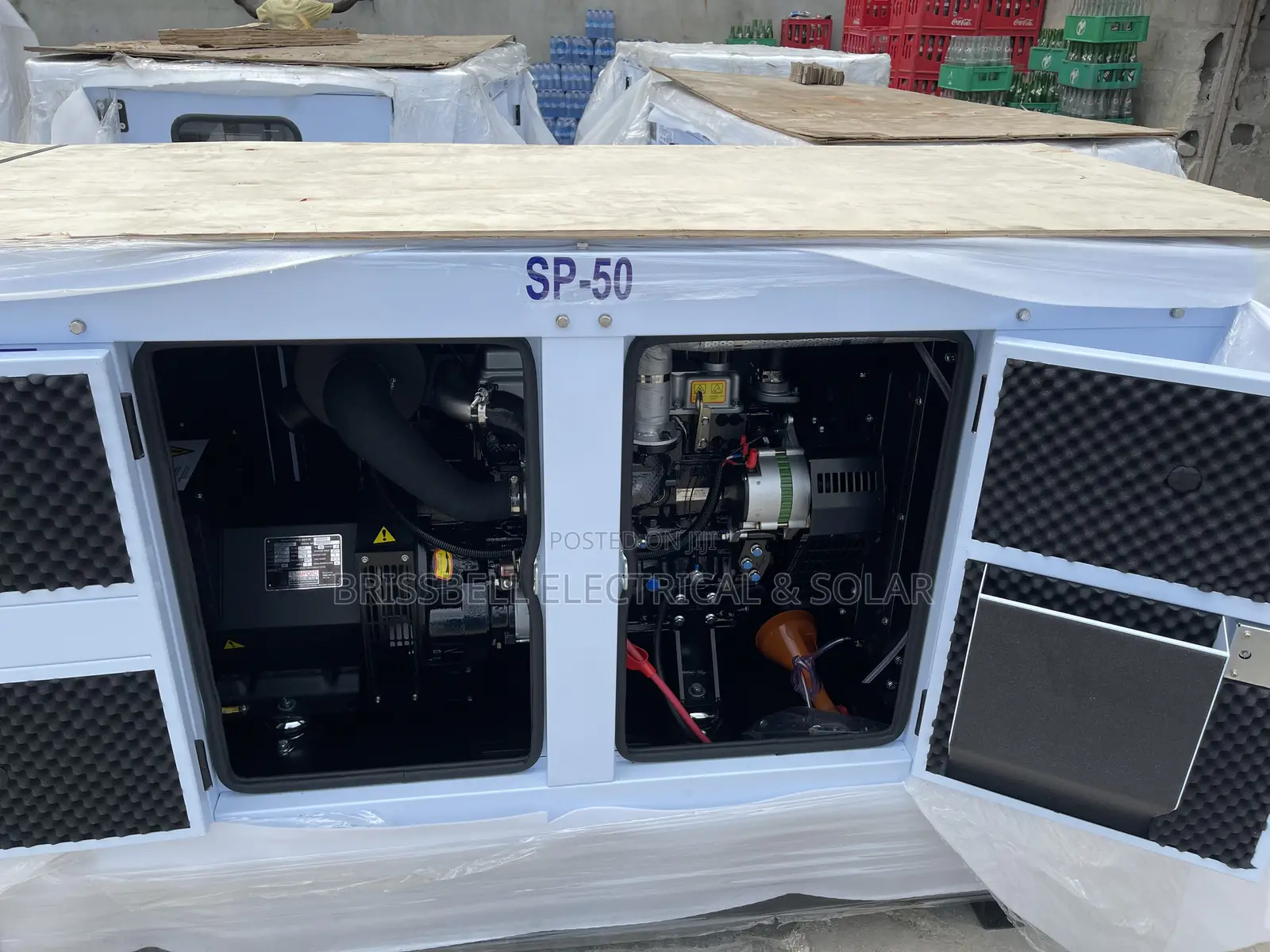 Superb England Perkins Soundproof Diesel Generator 50kva