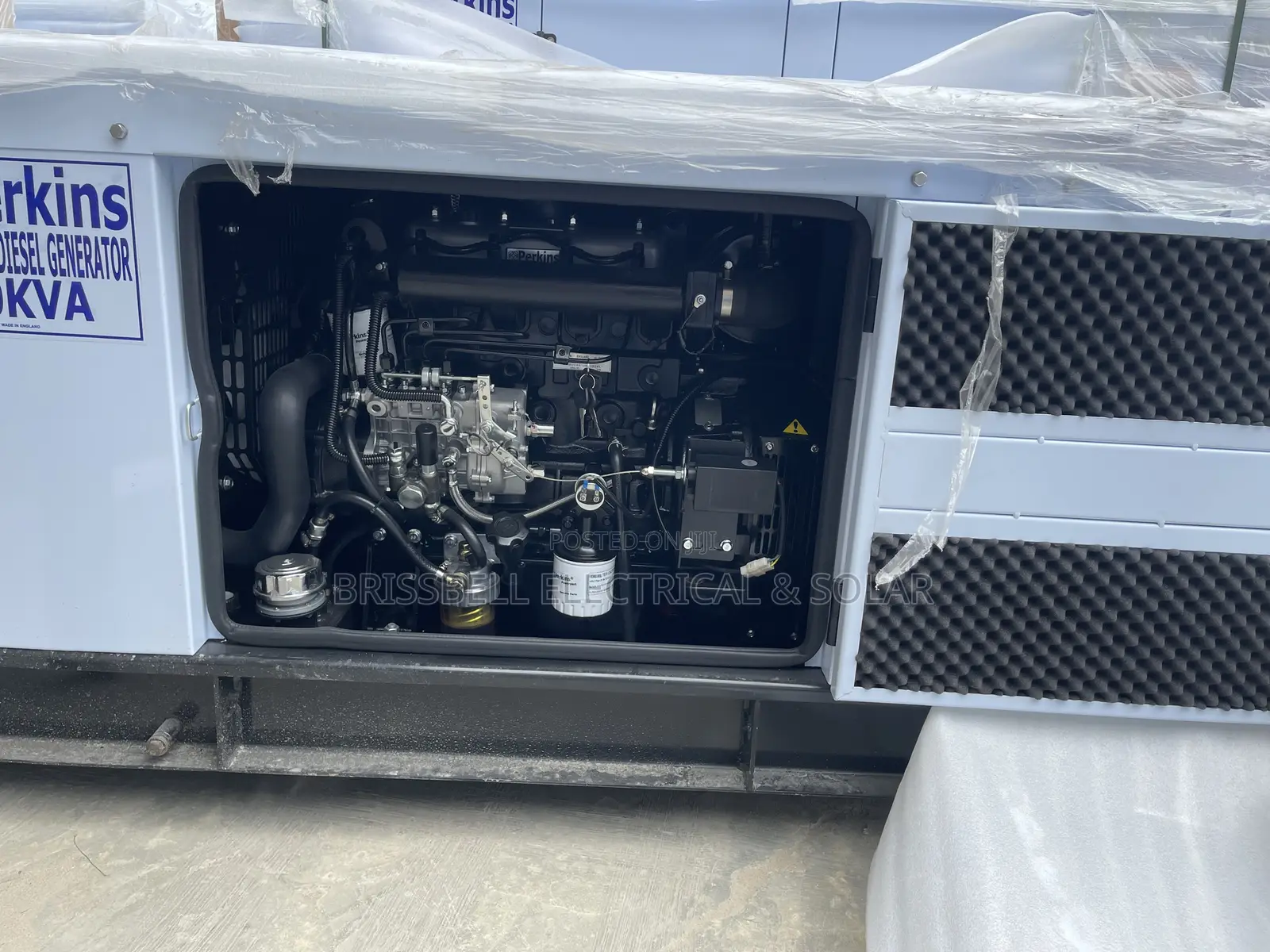 Superb England Perkins Soundproof Diesel Generator 10kva