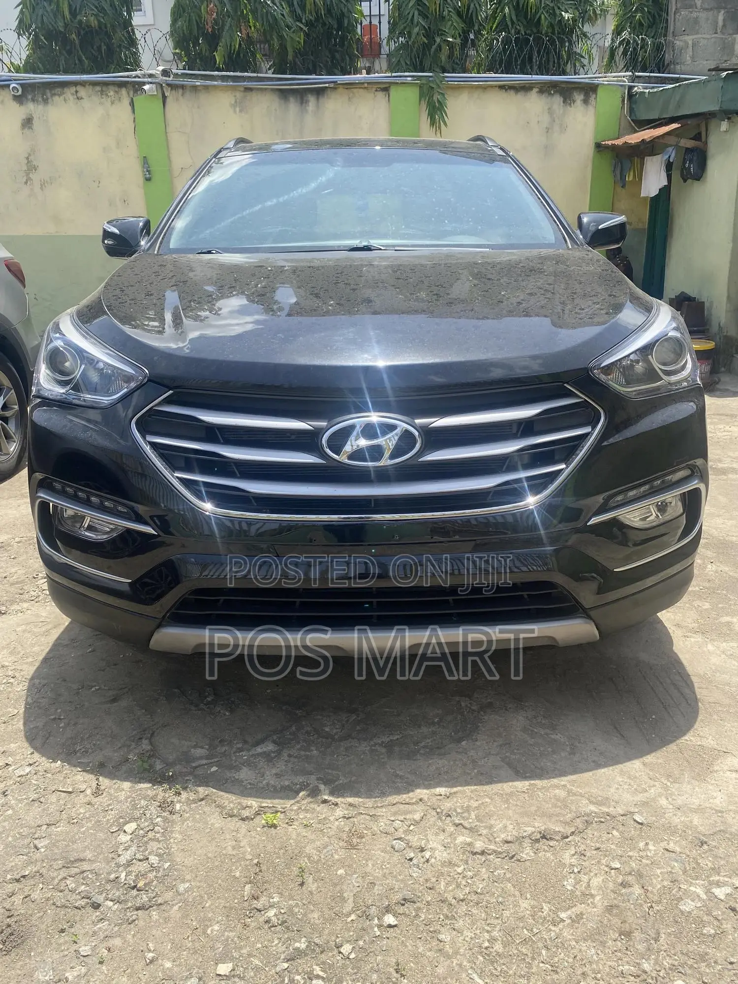 Hyundai Santa Fe SE Ultimate AWD 2018 Black