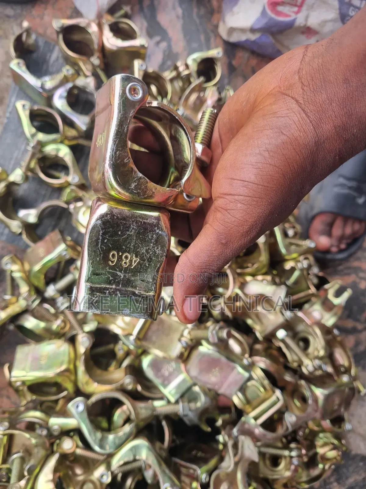 Scaffold Clips Available in Stock