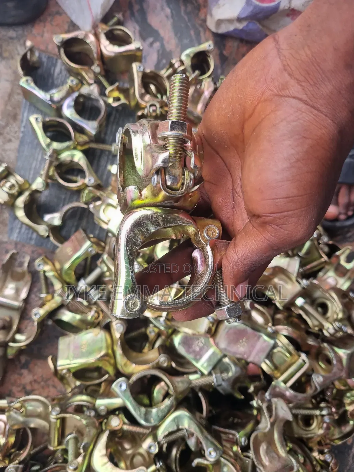 Scaffold Clips Available in Stock