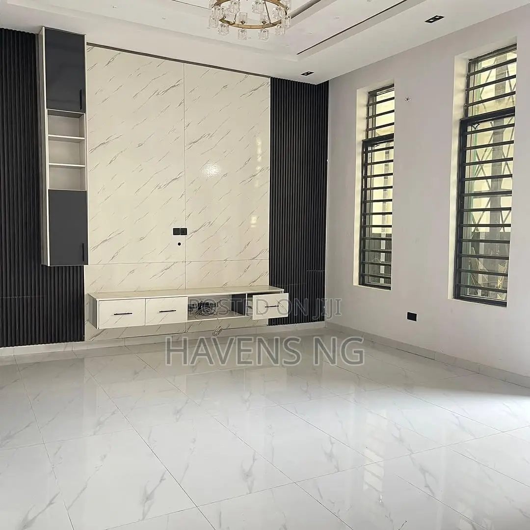 4bdrm Duplex in Lekki Phase 1 for sale