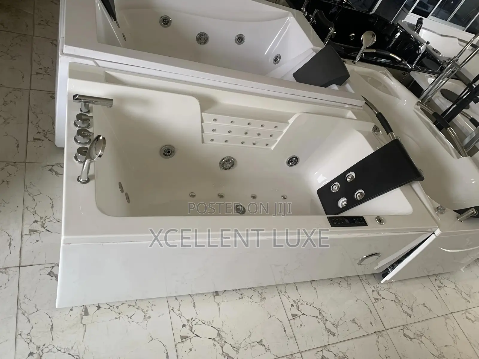 Quality Single Jacuzzi Massage Bathtub With Hi Performance