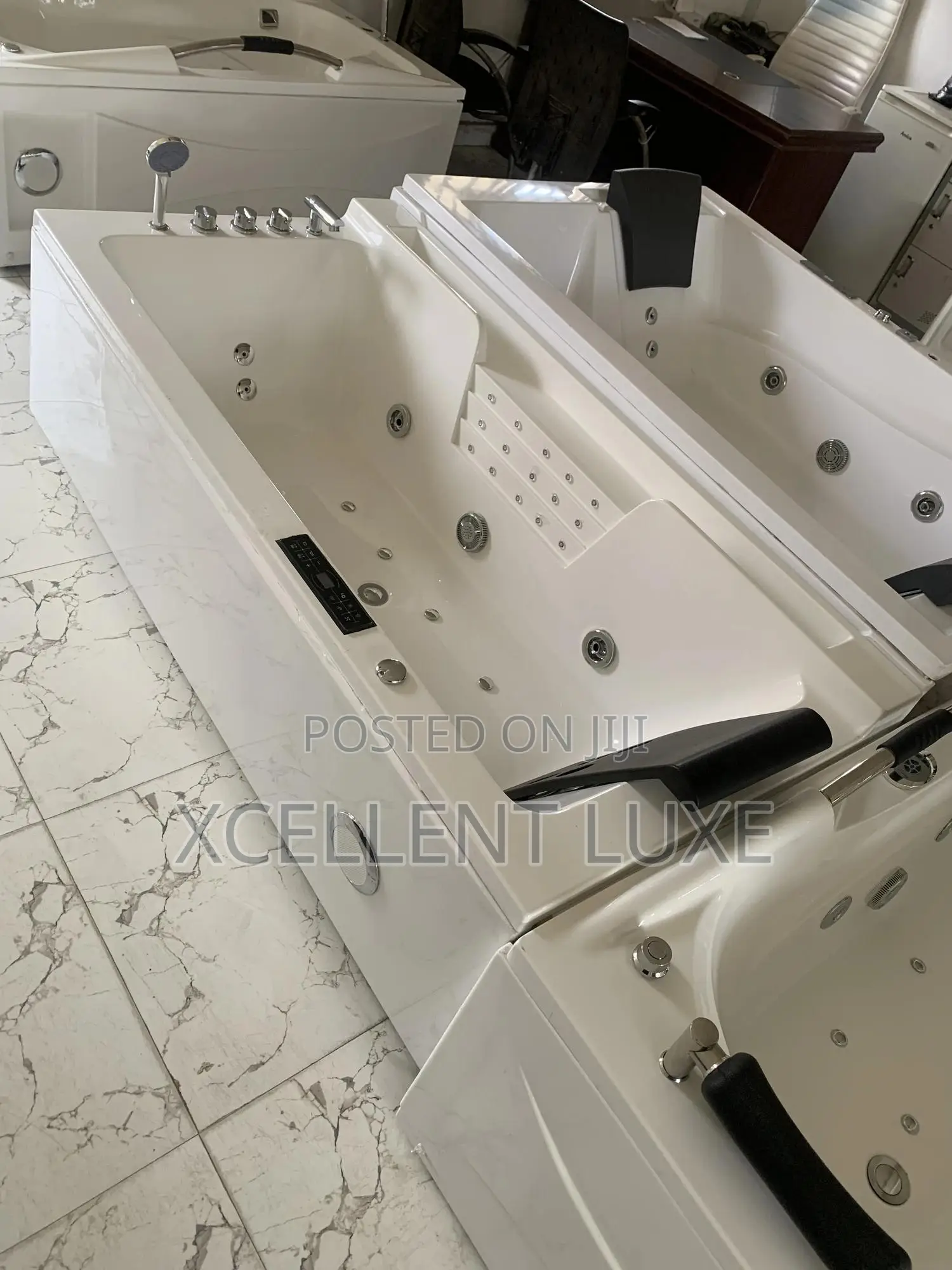 Quality Single Jacuzzi Massage Bathtub With Hi Performance