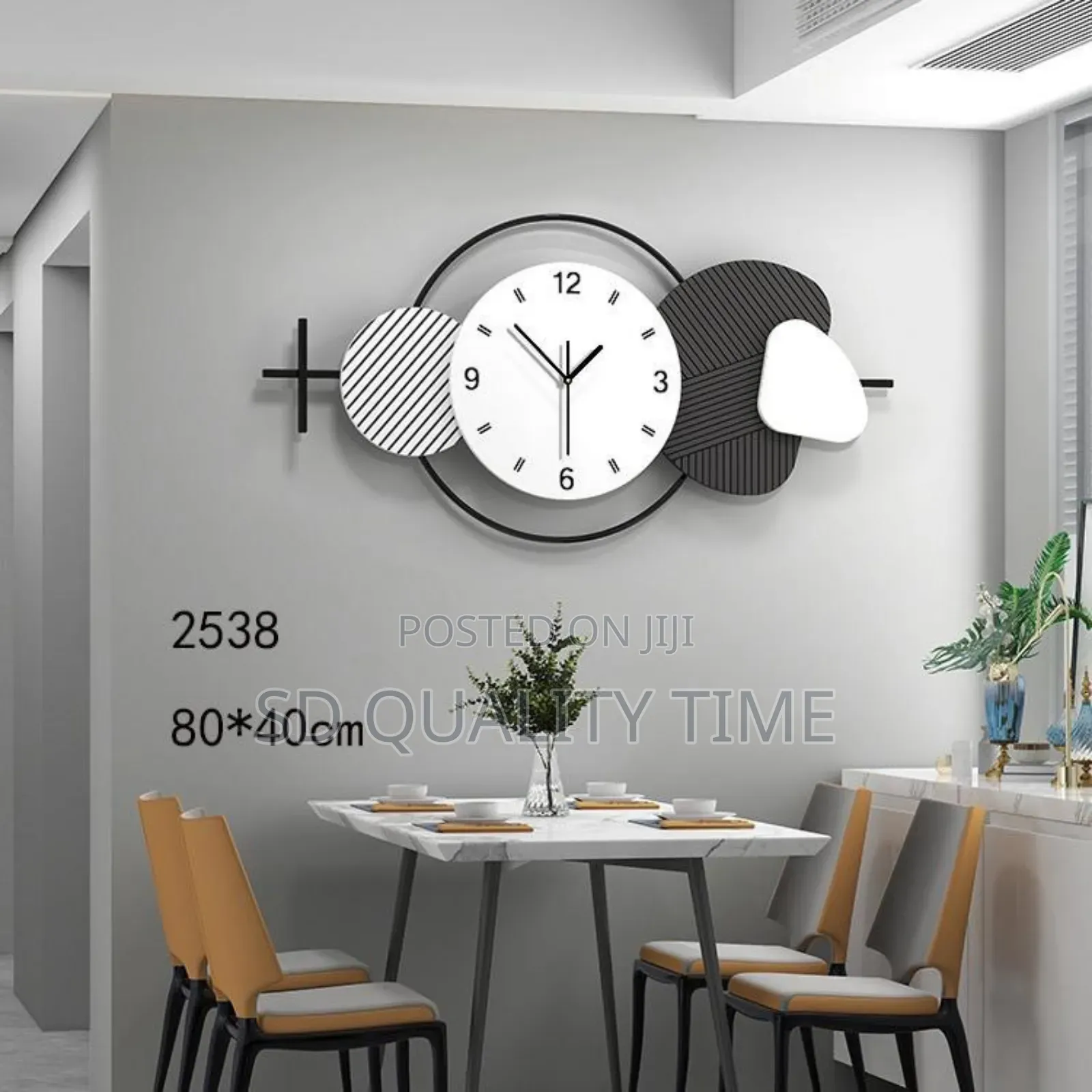 Home Hanging Luxurious Wall Clock