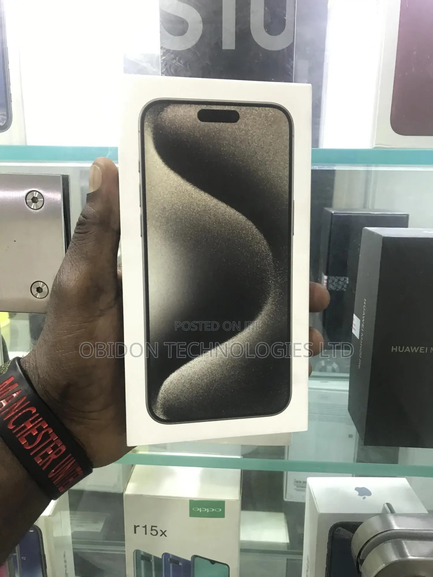 New Apple iPhone 15 Pro Max 256 GB Silver