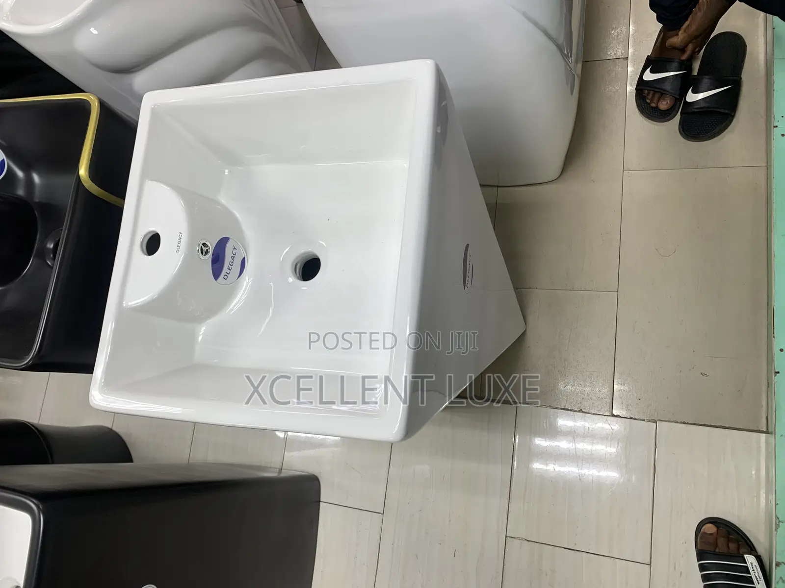 Free Standing Ceramic Wash Hand Basin