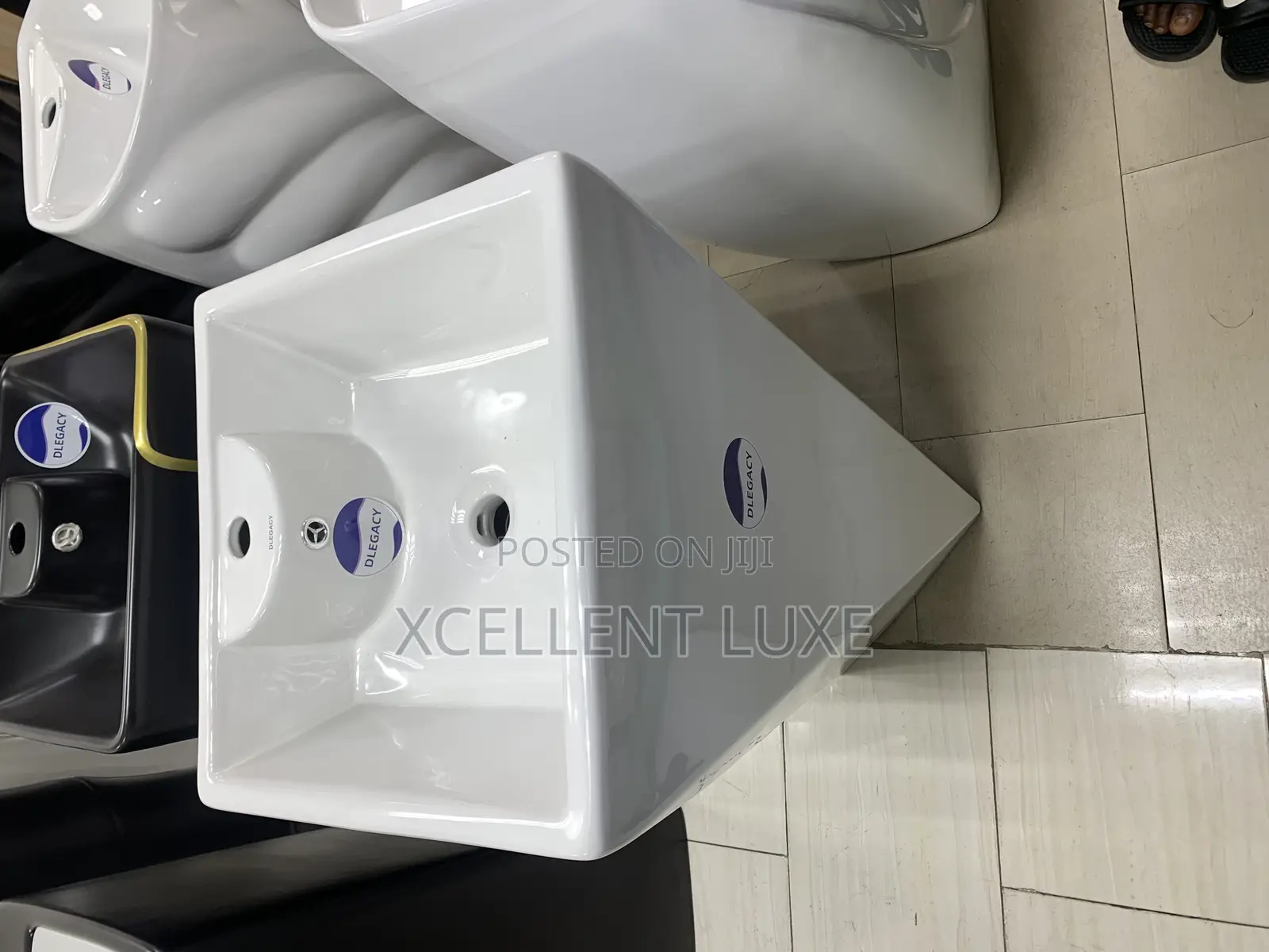 Free Standing Ceramic Wash Hand Basin