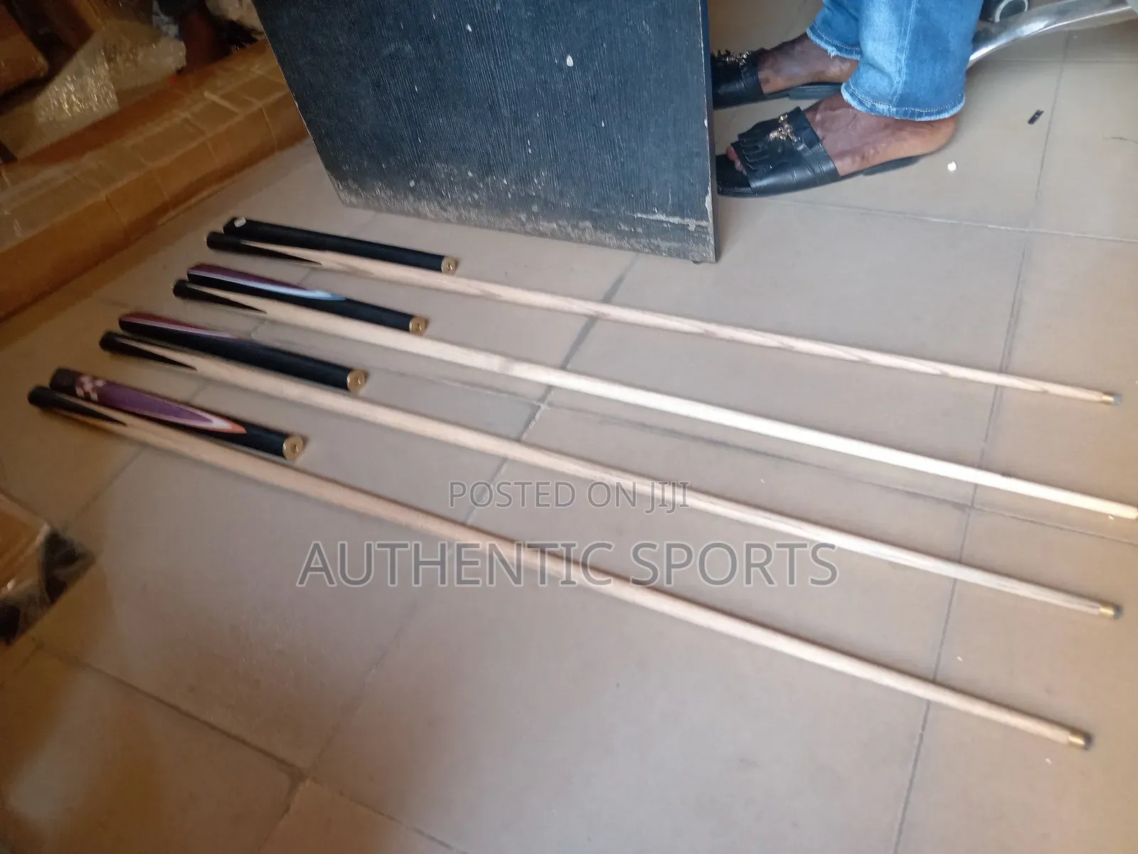SLP Snooker Detachable Cue Stick
