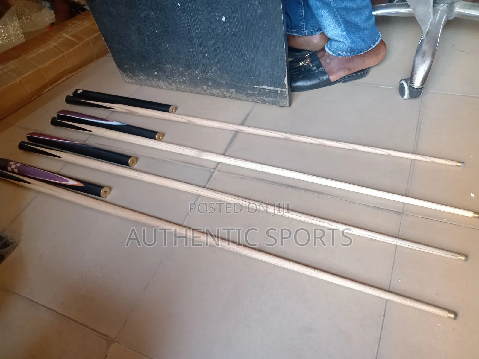 SLP Snooker Detachable Cue Stick
