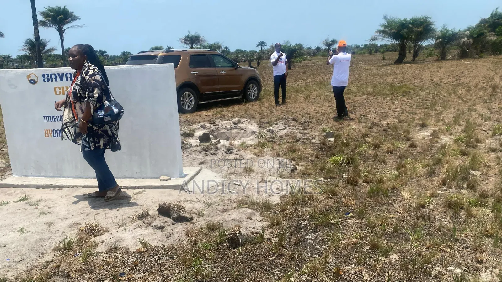 Land in Ode Omi With Cofo for Sale Along the Lagos / Calabar