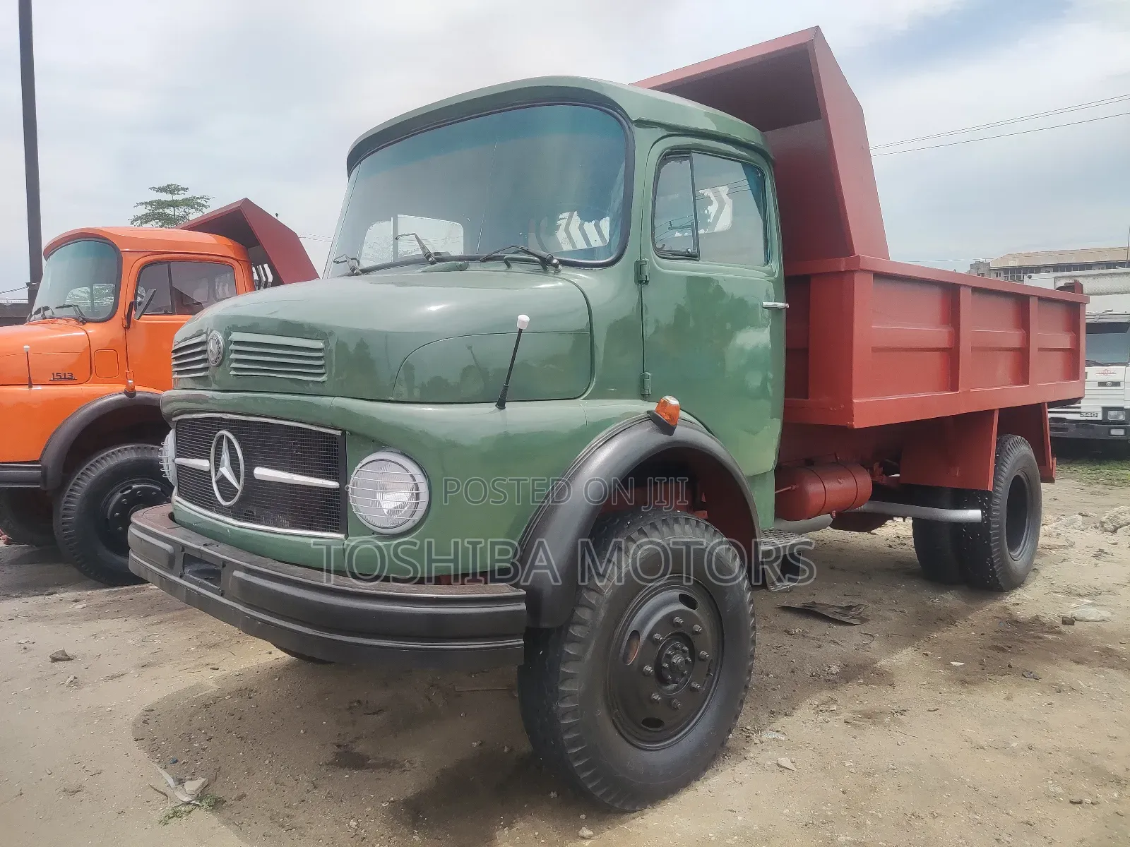 1513 Tipper Yellow With Auxiliary